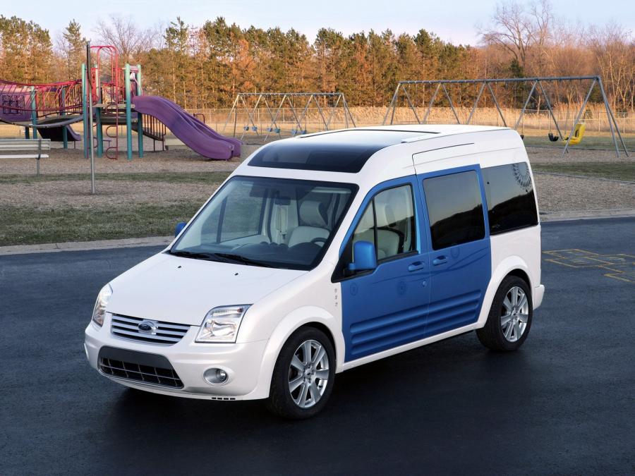  Ford Transit Connect Family One Concept 2009 года  (фото 20 из 39)